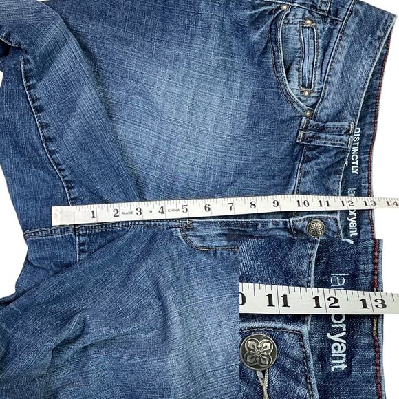 Lane Bryant Distinctly Boot Cut-Right Fit Technology-Red Triangle - 18 Average 1 - Picture 13 of 15